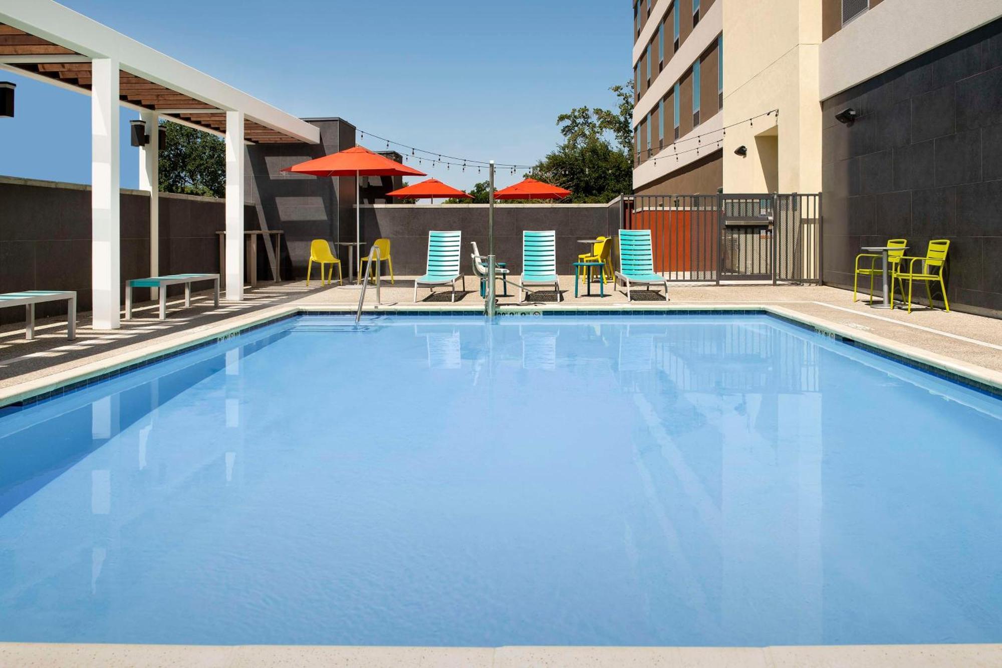 Home2 Suites By Hilton Clovis Fresno Airport Bagian luar foto