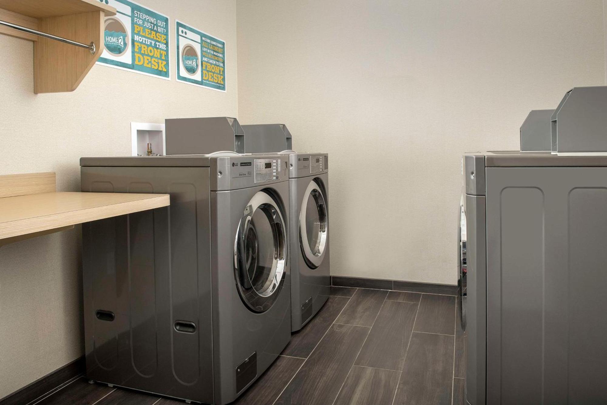 Home2 Suites By Hilton Clovis Fresno Airport Bagian luar foto