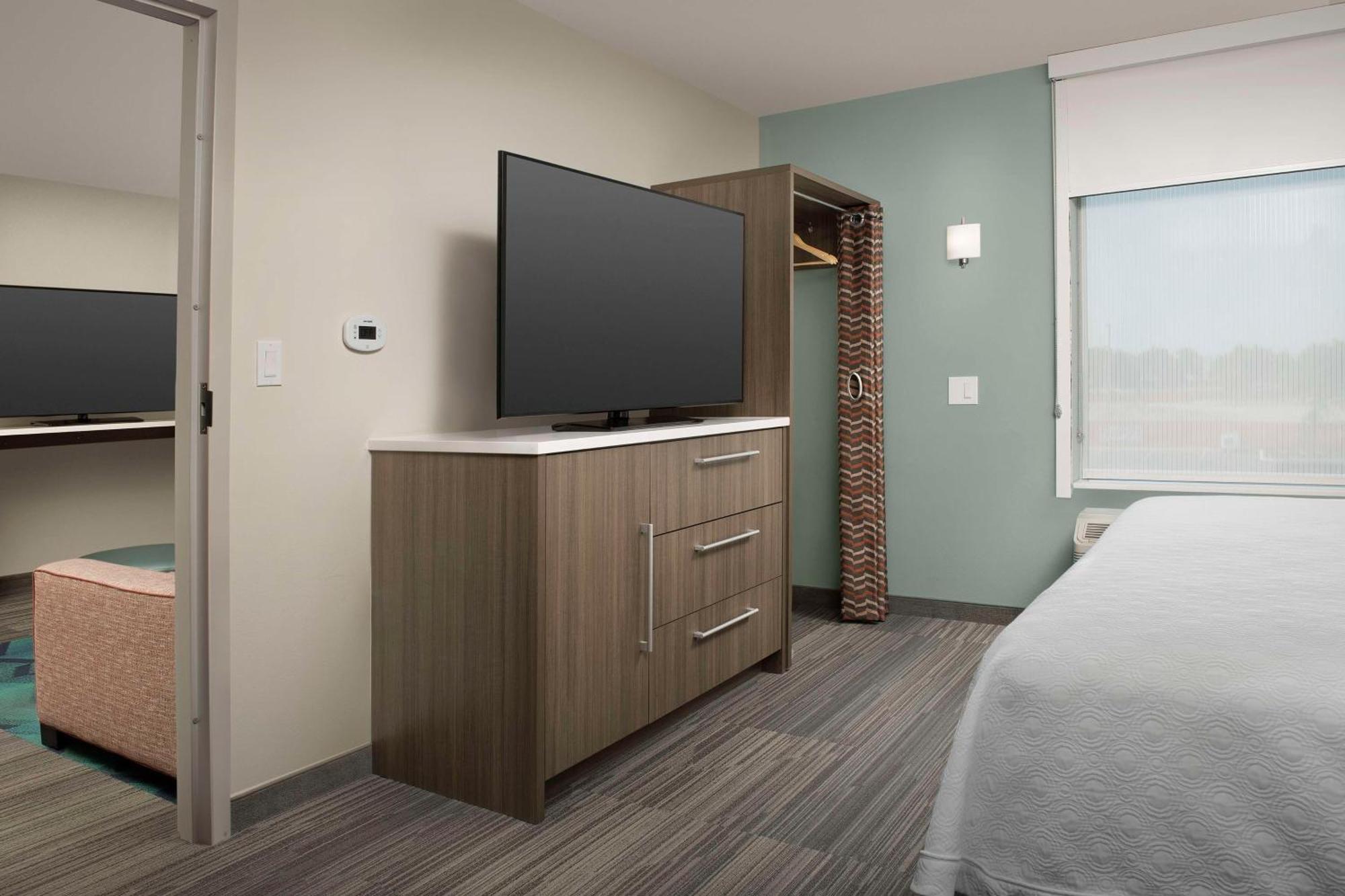 Home2 Suites By Hilton Clovis Fresno Airport Bagian luar foto